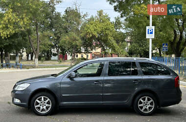 Универсал Skoda Octavia 2010 в 
