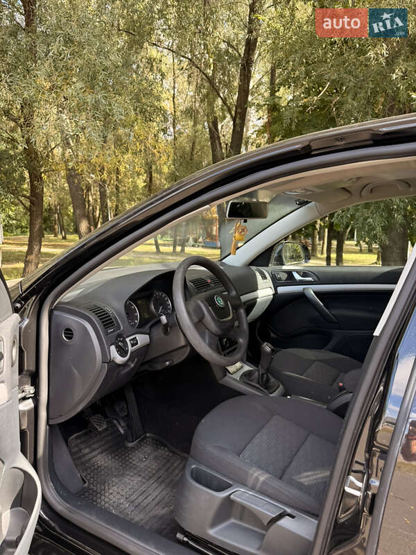 Універсал Skoda Octavia 2012 в Сумах