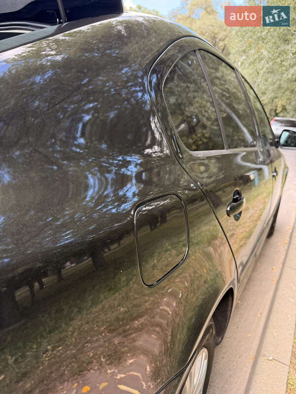 Універсал Skoda Octavia 2012 в Сумах