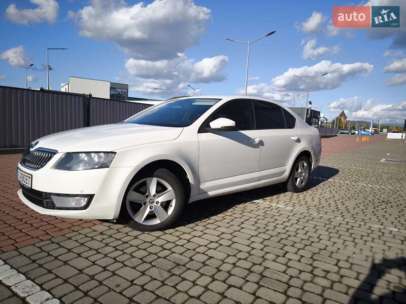 Ліфтбек Skoda Octavia 2015 в Мукачевому