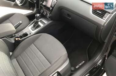 Лифтбек Skoda Octavia 2015 в 