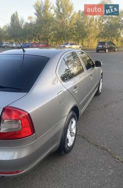 Лифтбек Skoda Octavia 2010 в 