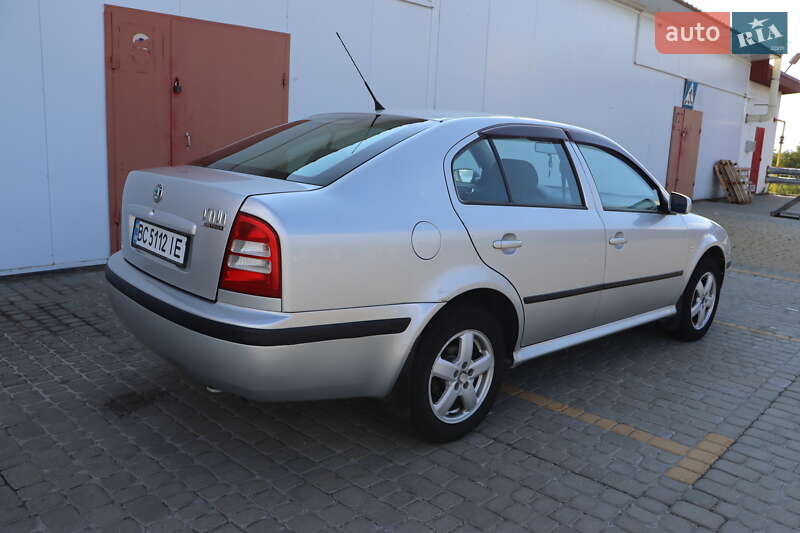 Лифтбек Skoda Octavia 2005 в Львове