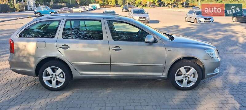 Универсал Skoda Octavia 2012 в Запорожье