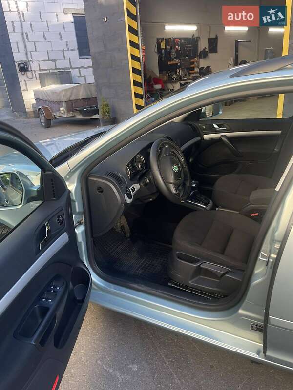 Универсал Skoda Octavia 2011 в Киеве фото 9 Универсал Skoda Octavia 2011 в Киеве