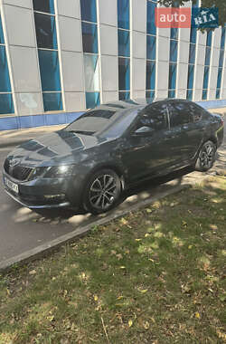 Ліфтбек Skoda Octavia 2018 в 
