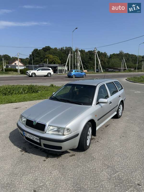 Универсал Skoda Octavia 1999 в Львове