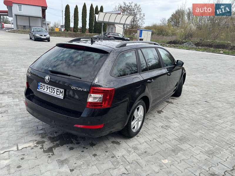 Универсал Skoda Octavia 2015 в Чорткове