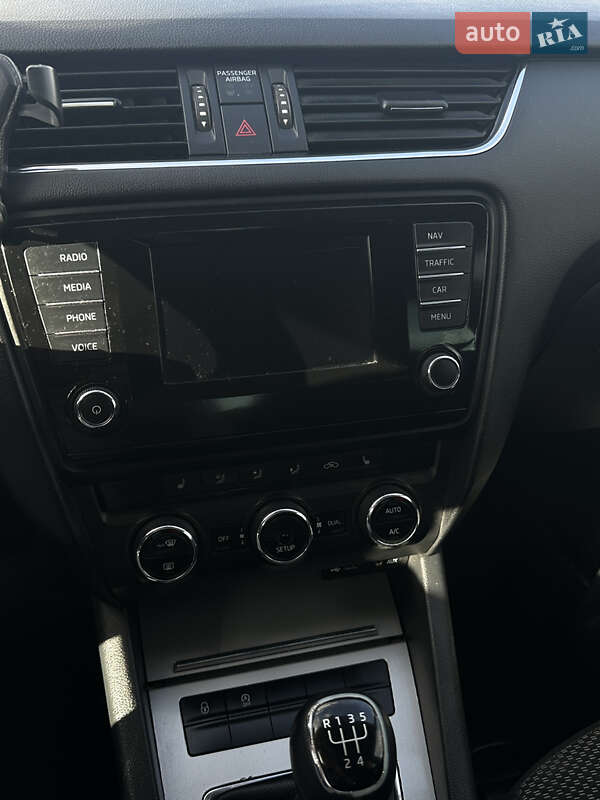 Универсал Skoda Octavia 2013 в Каменец-Подольском