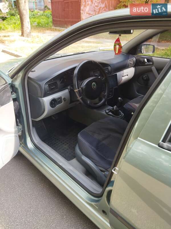 Універсал Skoda Octavia 2003 в Краснограді