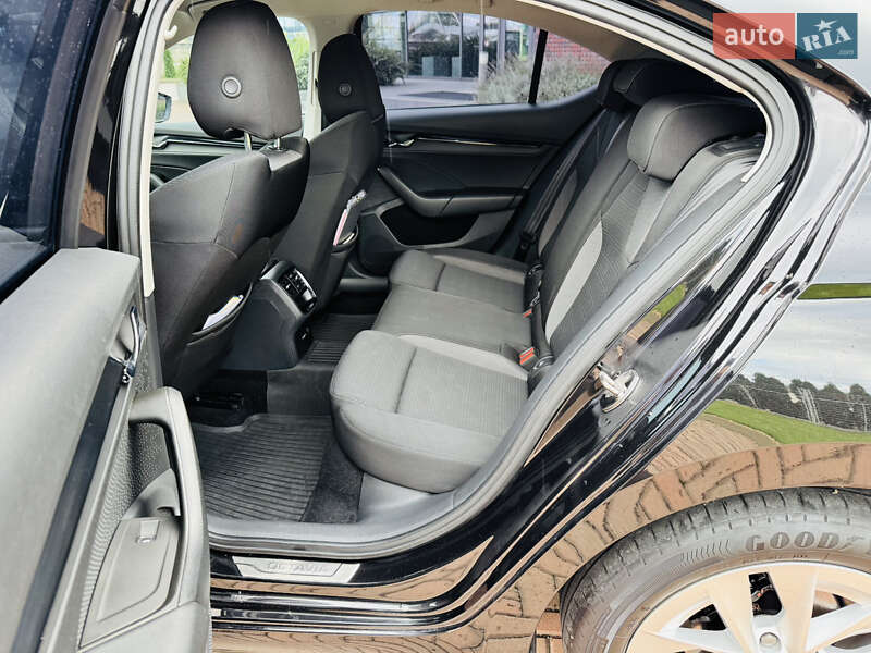 Лифтбек Skoda Octavia 2020 в Мукачево