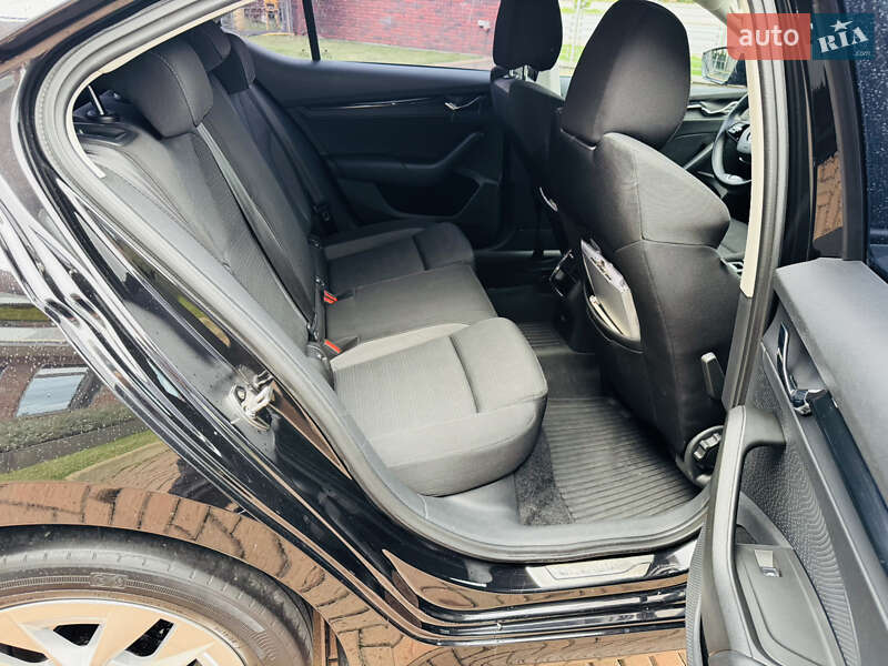 Лифтбек Skoda Octavia 2020 в Мукачево