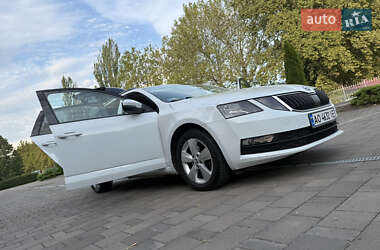 Універсал Skoda Octavia 2017 в 
