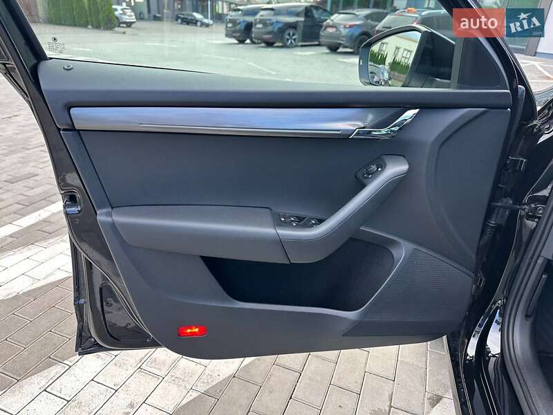 Универсал Skoda Octavia 2017 в Ровно