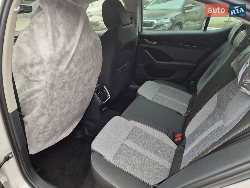 Лифтбек Skoda Octavia 2024 в Одессе