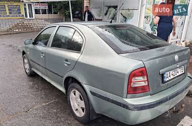 Лифтбек Skoda Octavia 2003 в 