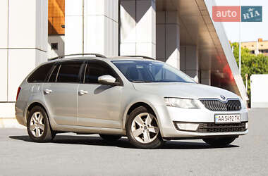 Универсал Skoda Octavia 2015 в Киеве