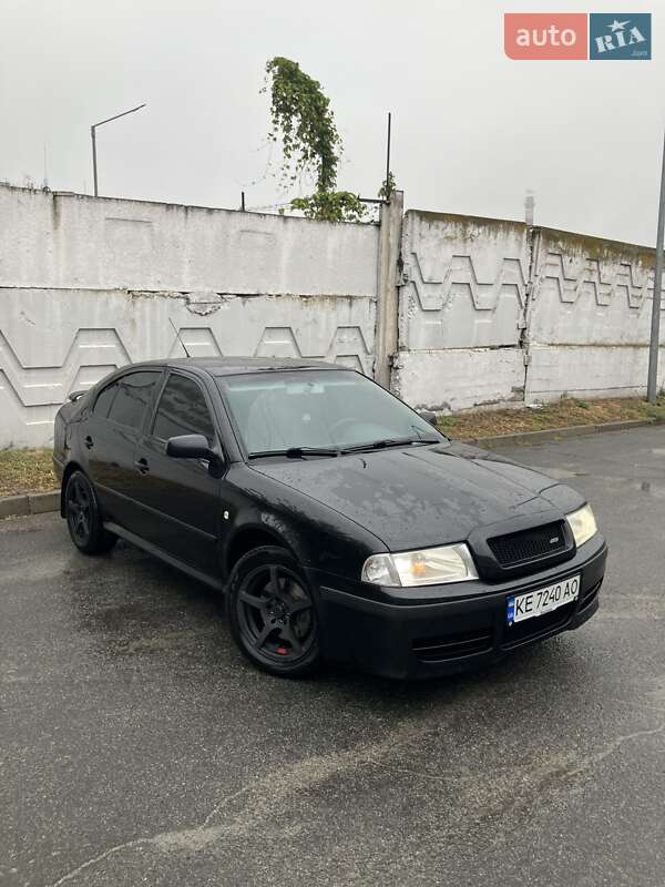 Лифтбек Skoda Octavia 2005 в Днепре