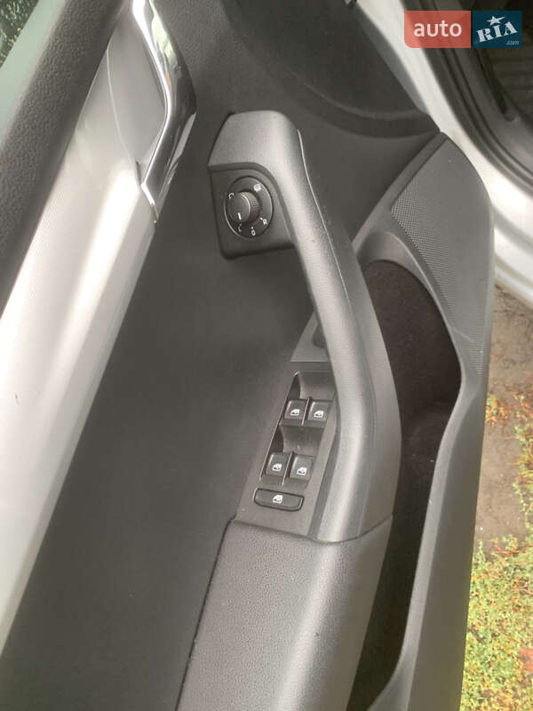 Универсал Skoda Octavia 2015 в Полтаве фото 7 Универсал Skoda Octavia 2015 в Полтаве