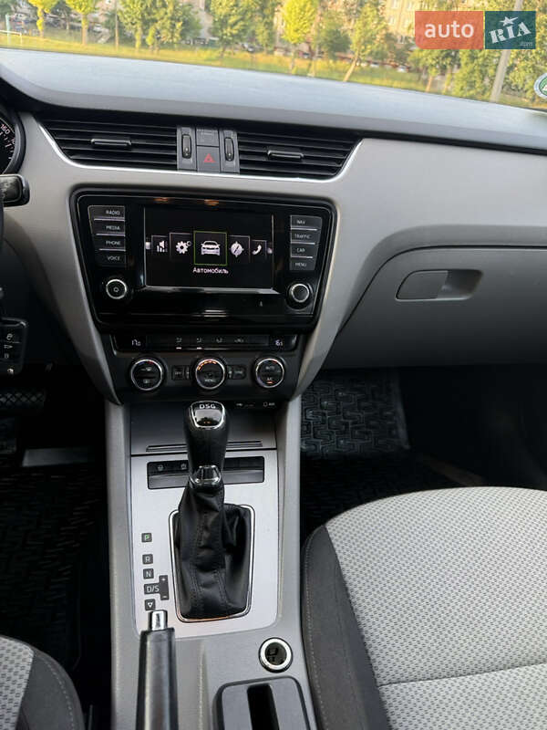 Универсал Skoda Octavia 2015 в Тернополе