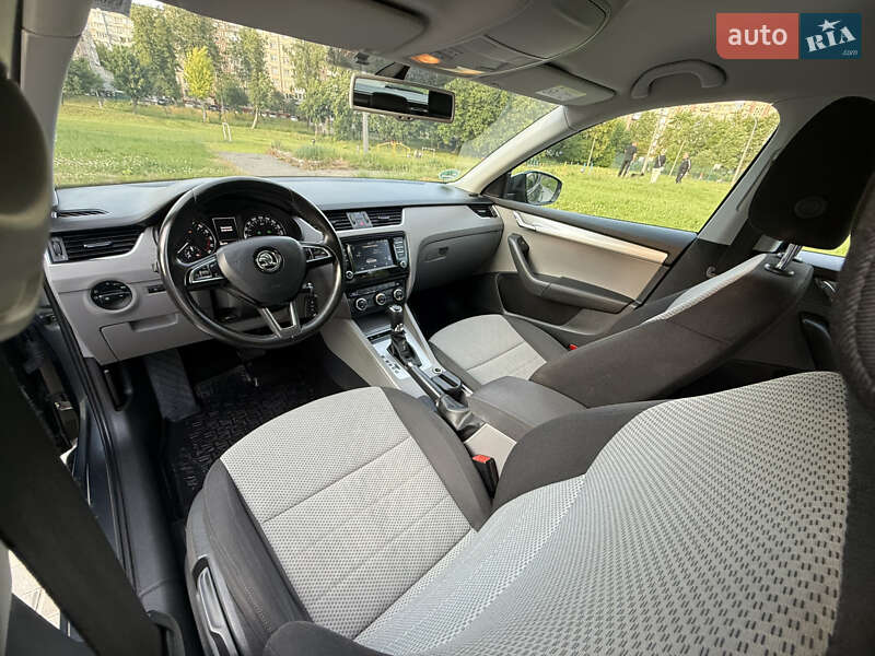 Универсал Skoda Octavia 2015 в Тернополе