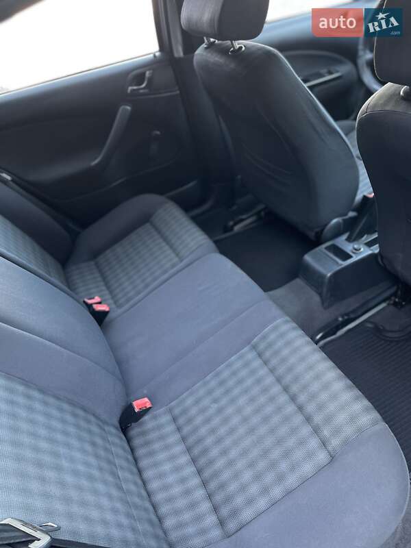 Лифтбек Skoda Octavia 2004 в Иршаве