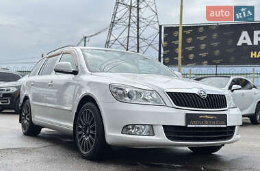 Универсал Skoda Octavia 2009 в 