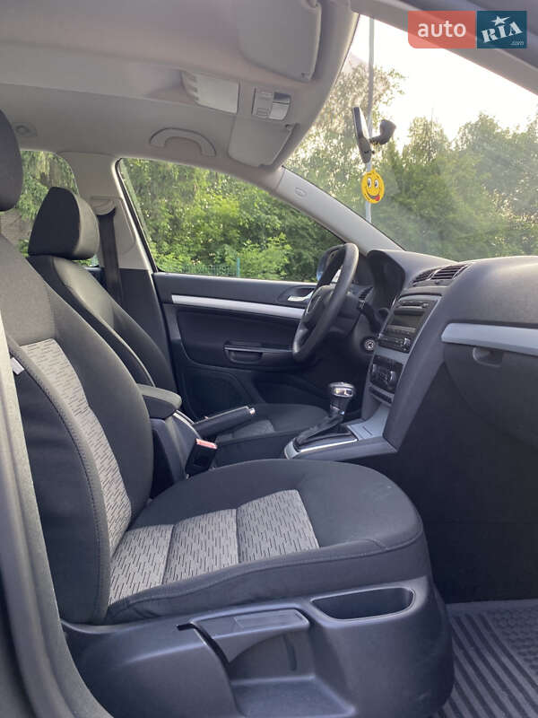 Универсал Skoda Octavia 2009 в Староконстантинове фото 20 Универсал Skoda Octavia 2009 в Староконстантинове