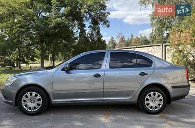 Лифтбек Skoda Octavia 2012 в 