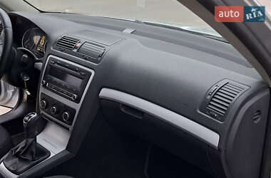 Универсал Skoda Octavia 2011 в 