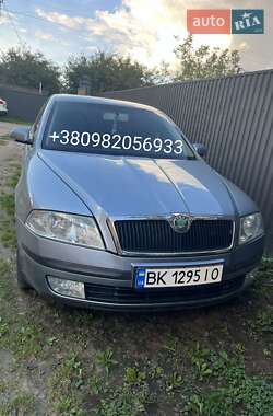 Лифтбек Skoda Octavia 2006 в Здолбунове