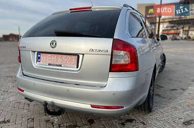 Универсал Skoda Octavia 2010 в 