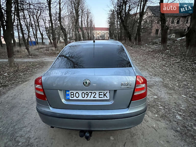 Лифтбек Skoda Octavia 2006 в Чорткове