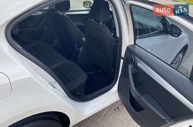 Лифтбек Skoda Octavia 2017 в 