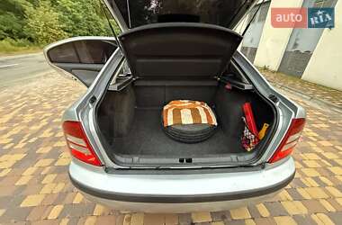 Лифтбек Skoda Octavia 2008 в 