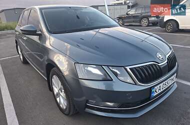 Универсал Skoda Octavia 2018 в Киеве