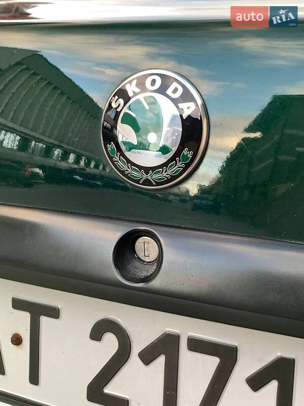 Лифтбек Skoda Octavia 2002 в Ивано-Франковске