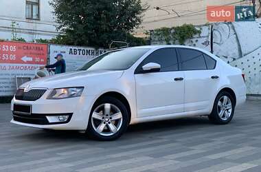Лифтбек Skoda Octavia 2015 в 