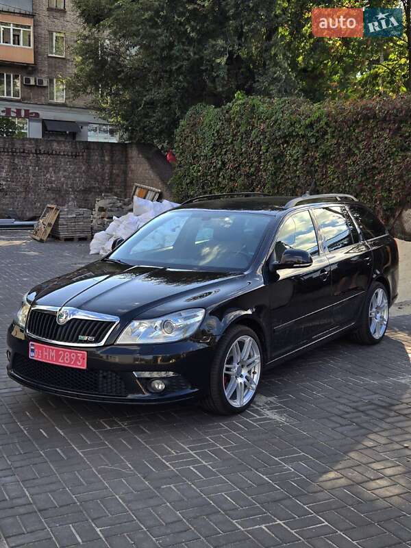 Универсал Skoda Octavia 2012 в Каменском