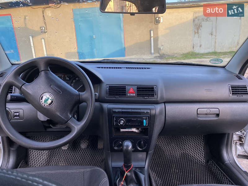 Лифтбек Skoda Octavia 2009 в Нетешине