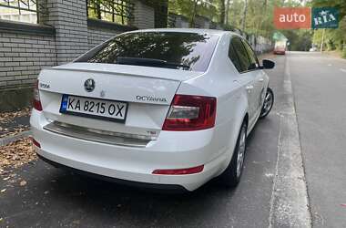 Лифтбек Skoda Octavia 2013 в 