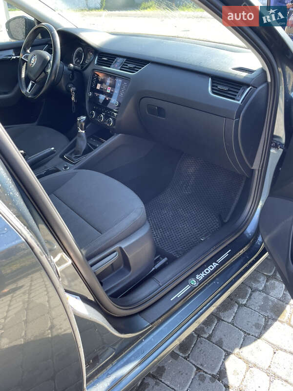 Универсал Skoda Octavia 2017 в Надворной