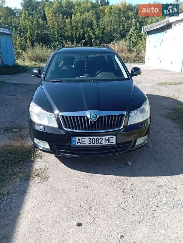 Универсал Skoda Octavia 2012 в Каменском