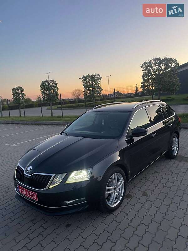 Универсал Skoda Octavia 2019 в Львове