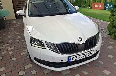 Универсал Skoda Octavia 2018 в Днепре