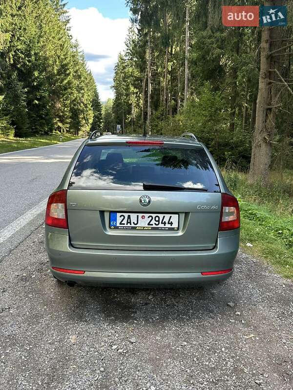 Універсал Skoda Octavia 2011 в Полтаві