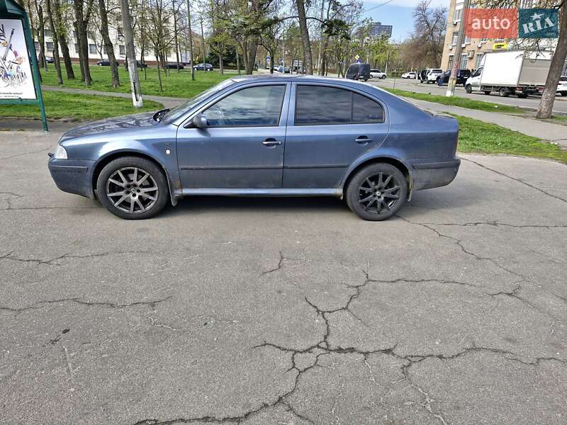 Лифтбек Skoda Octavia 2005 в Киеве