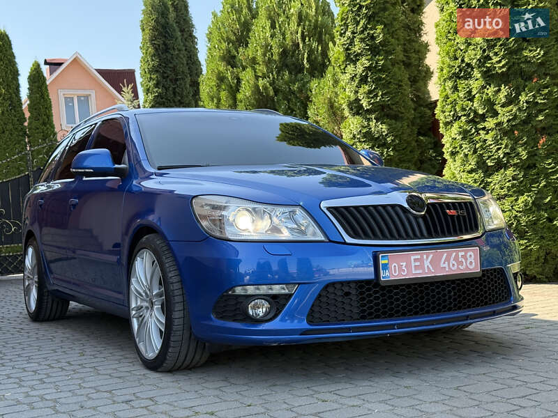Универсал Skoda Octavia 2010 в 