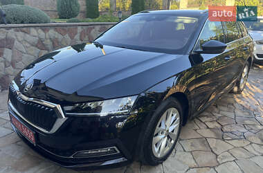 Универсал Skoda Octavia 2022 в Тернополе
