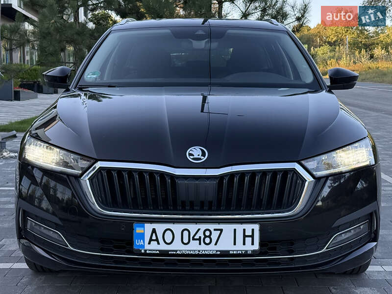 Универсал Skoda Octavia 2020 в Ужгороде